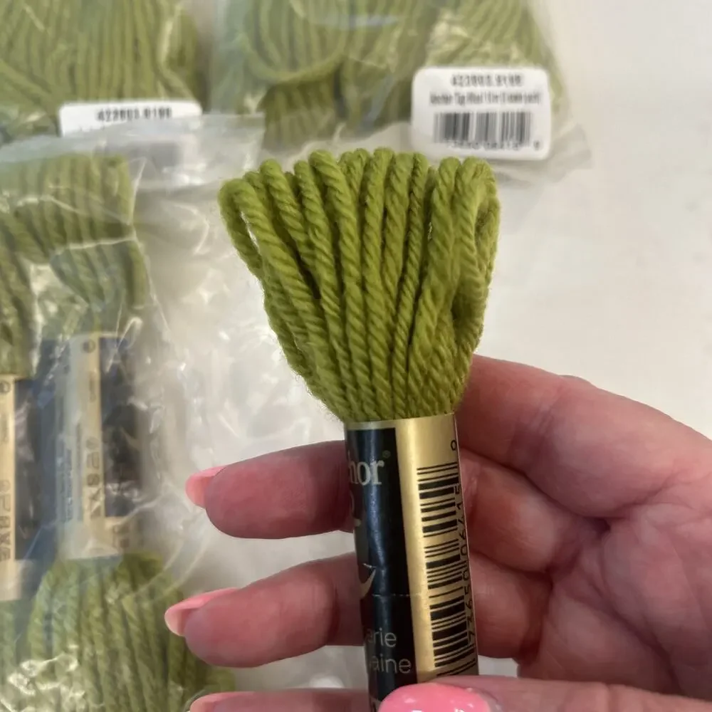 Vtg Anchor Tapisserie 100% Wool Yarn Green 9 Skeins 10M #09198 Embroidery Thread